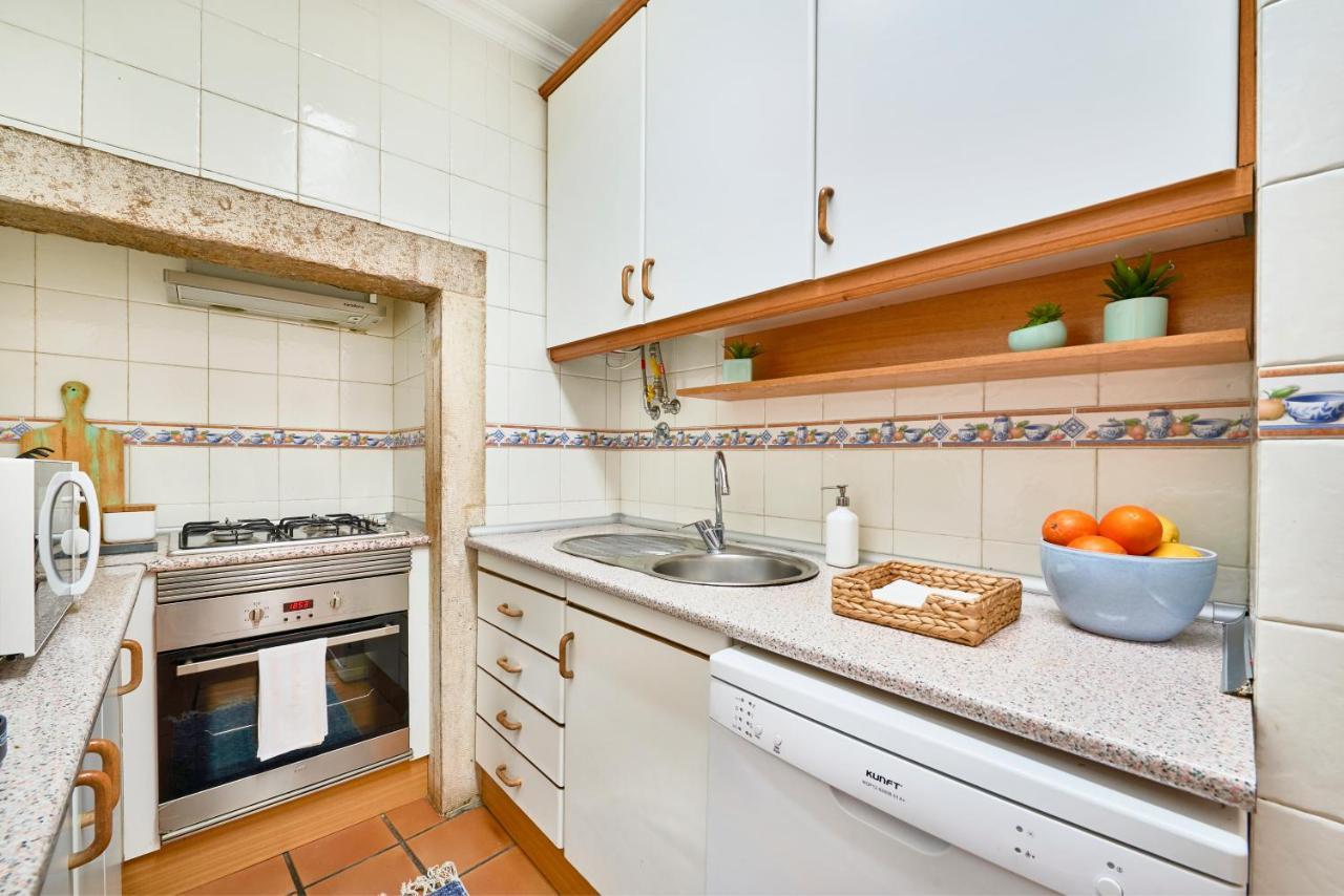 ליסבון Spacious Bairro Alto Apartment With Courtyard, By Timecooler מראה חיצוני תמונה